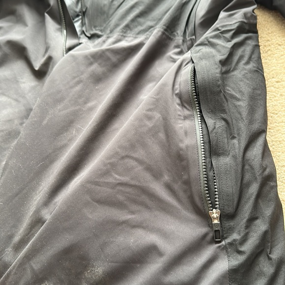 Lululemon Mens Puffer Jacket - Picture 3 of 5